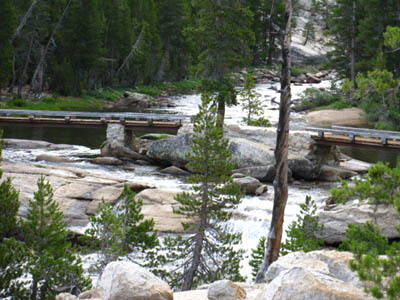 Low bridge over Tuolumne River